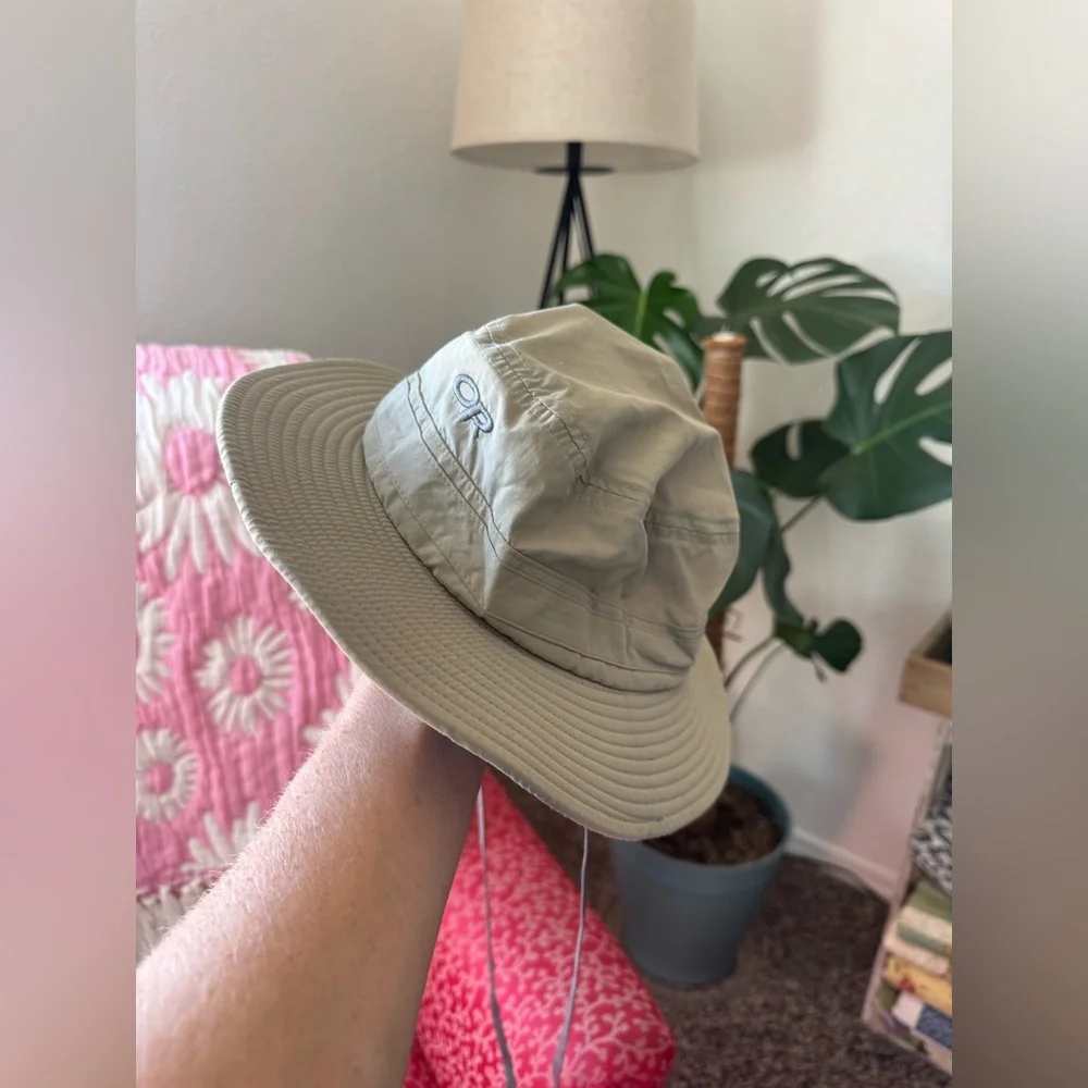 Outdoor Research Kids Bucket Hat, Size Medium 3-6 Y, Tan